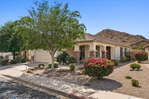 31716 N Poncho Ln, San Tan Valley, AZ 85143