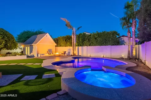 Exterior - 3133 E Claire Dr, Phoenix, AZ 85032 photo 6 of 26