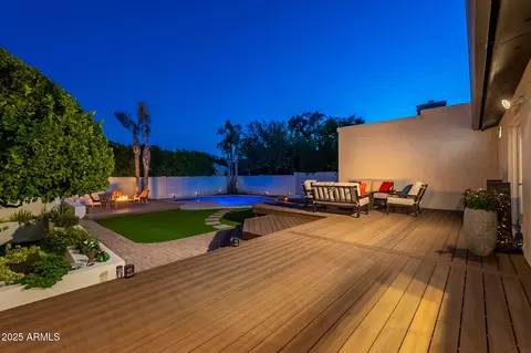 Exterior - 3133 E Claire Dr, Phoenix, AZ 85032 photo 7 of 26