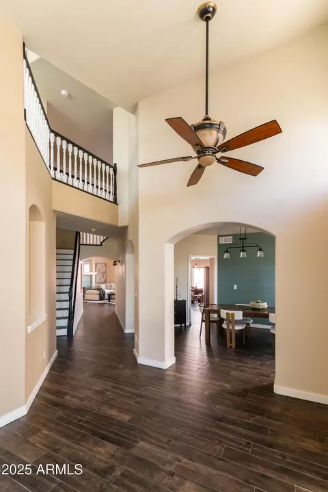 2709 E Vista Dr, Phoenix, AZ 85032 photo 9
