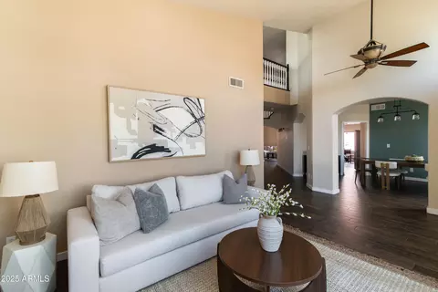 2709 E Vista Dr, Phoenix, AZ 85032 photo 8