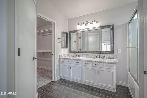 Bath - 636 E Redondo Dr, Gilbert, AZ 85296 photo 1 of 4