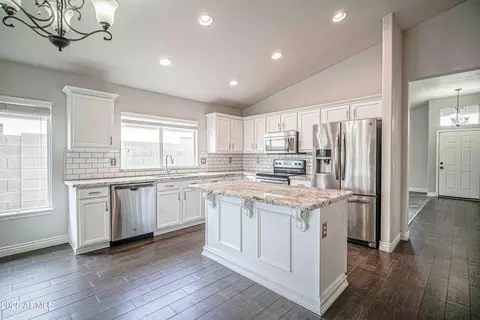 Kitchen - 636 E Redondo Dr, Gilbert, AZ 85296 photo 1 of 2