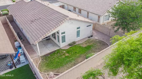 View/Area - 636 E Redondo Dr, Gilbert, AZ 85296 photo 3 of 4