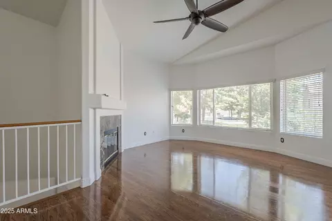 Living - 533 N Cobblestone St, Gilbert, AZ 85234 photo 5 of 12