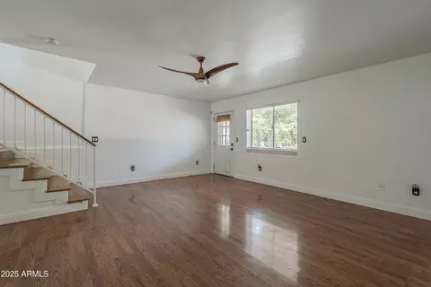 Living - 533 N Cobblestone St, Gilbert, AZ 85234 photo 4 of 12