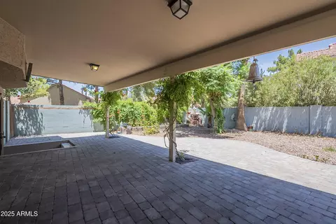 Exterior - 533 N Cobblestone St, Gilbert, AZ 85234 photo 10 of 14