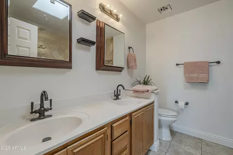 Bath - 533 N Cobblestone St, Gilbert, AZ 85234 photo 3 of 7