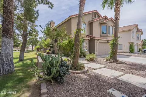 Exterior - 533 N Cobblestone St, Gilbert, AZ 85234 photo 4 of 14