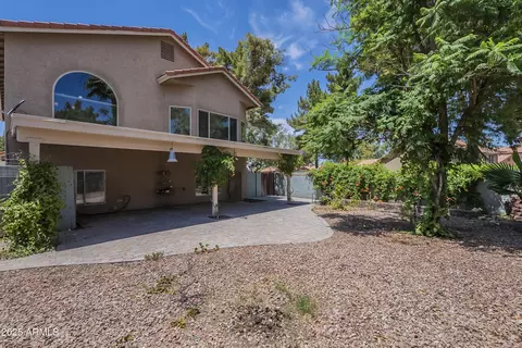 Exterior - 533 N Cobblestone St, Gilbert, AZ 85234 photo 12 of 14