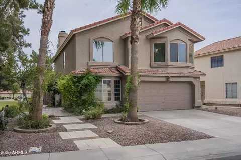 Exterior - 533 N Cobblestone St, Gilbert, AZ 85234 photo 1 of 14