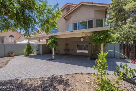 Exterior - 533 N Cobblestone St, Gilbert, AZ 85234 photo 13 of 14