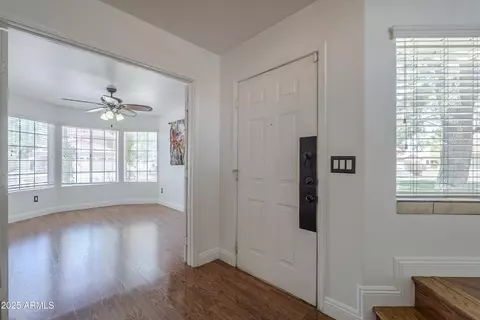 Entry Way - 533 N Cobblestone St, Gilbert, AZ 85234 photo 1 of 4