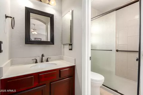 Bath - 1634 E Harwell Rd, Phoenix, AZ 85042 photo 1 of 2