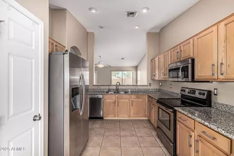 Kitchen - 1634 E Harwell Rd, Phoenix, AZ 85042 photo 2 of 3