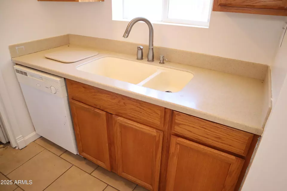 Kitchen - 4431 Plaza Vis #C, Sierra Vista, AZ 85635 photo 4 of 5