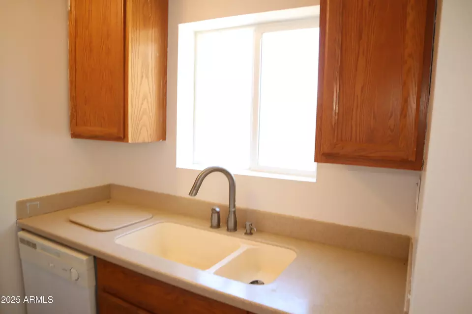 Kitchen - 4431 Plaza Vis #C, Sierra Vista, AZ 85635 photo 3 of 5