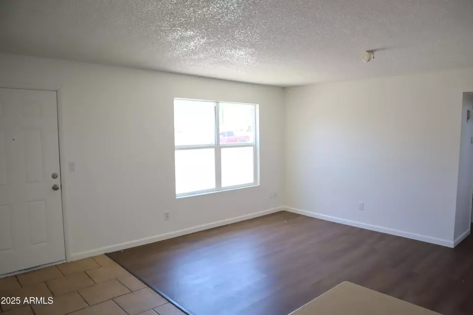 Living - 4431 Plaza Vis #C, Sierra Vista, AZ 85635 photo 1 of 3