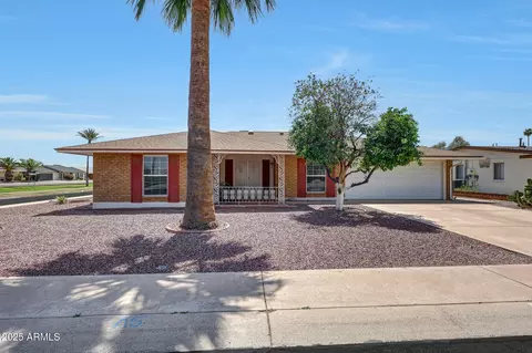 10472 W Wininger Cir, Sun City, AZ 85351