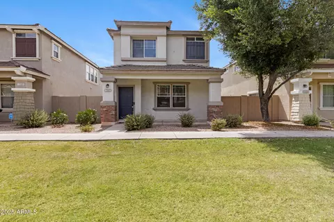 1563 S Longspur Ln, Gilbert, AZ 85296