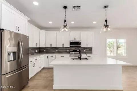 Kitchen - 5670 E Singletree St, Apache Junction, AZ 85119 photo 3 of 4