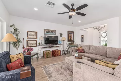 Living - 5670 E Singletree St, Apache Junction, AZ 85119 photo 2 of 6