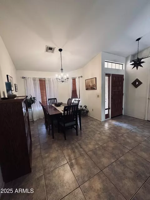 Dining - 14617 S 35th Pl, Phoenix, AZ 85044 photo 2 of 2