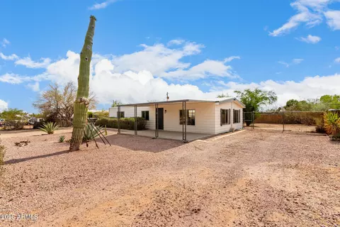 2158 N Gold Dr, Apache Junction, AZ 85120 photo 2