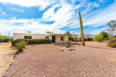 2158 N Gold Dr, Apache Junction, AZ 85120 photo 4