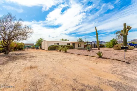 2158 N Gold Dr, Apache Junction, AZ 85120 photo 5