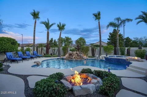 Exterior - 2991 E Fandango Dr, Gilbert, AZ 85298 photo 4 of 21