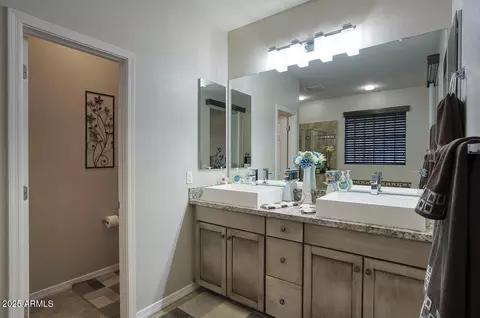 Bath - 2991 E Fandango Dr, Gilbert, AZ 85298 photo 1 of 4