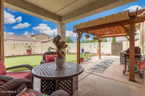 1912 S Colt Dr, Gilbert, AZ 85295 photo 14