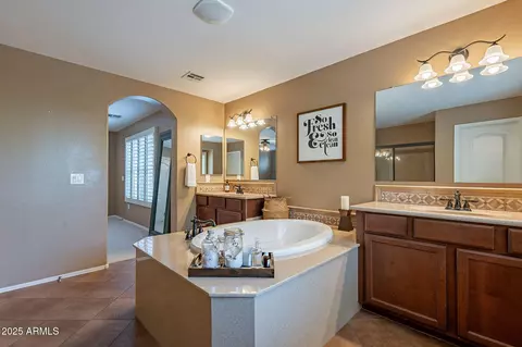 1086 S Nancy Ln, Gilbert, AZ 85296 photo 19