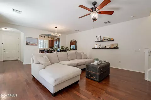 1086 S Nancy Ln, Gilbert, AZ 85296 photo 3