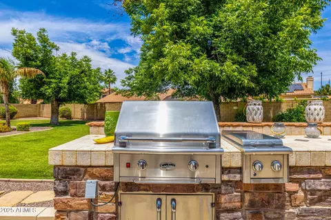 198 N Pecan Ct, Gilbert, AZ 85234 photo 40