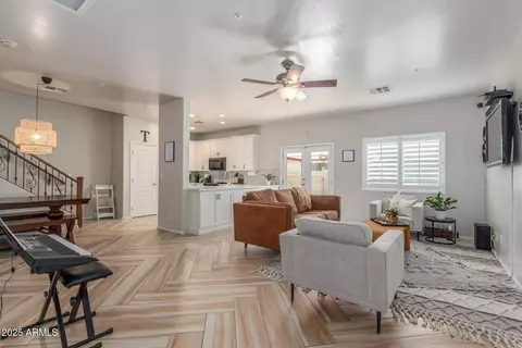 13540 N 87th Dr, Peoria, AZ 85381