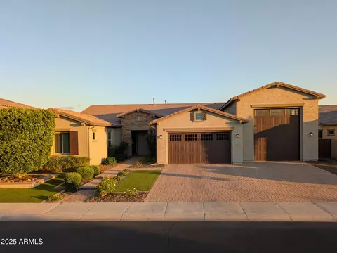 9187 W Parkside Ln, Peoria, AZ 85383