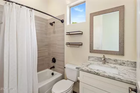 654 E County Down Dr, Chandler, AZ 85249 photo 26