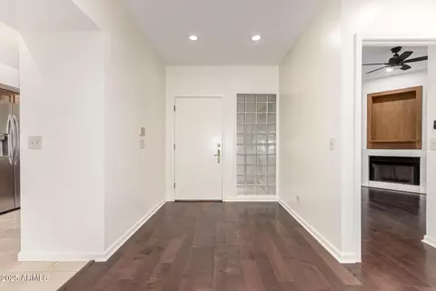 902 W Glendale Ave #102, Phoenix, AZ 85021 photo 3