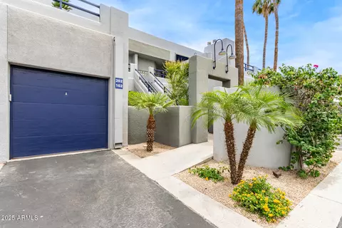 902 W Glendale Ave #102, Phoenix, AZ 85021