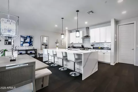 Kitchen - 3828 E Liberty Ln, Gilbert, AZ 85296 photo 1 of 3