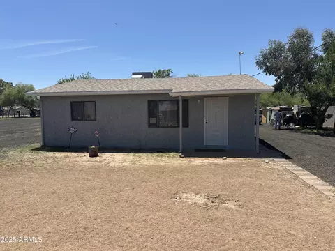 711 W Tamarisk St, Phoenix, AZ 85041