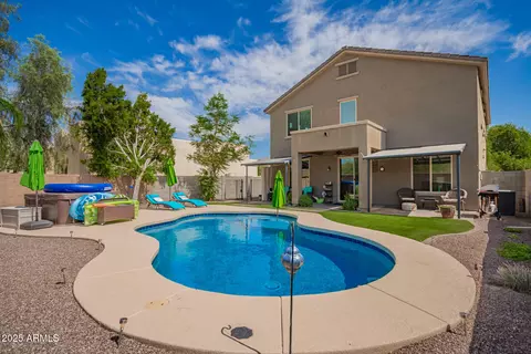 3960 W Salter Dr, Glendale, AZ 85308