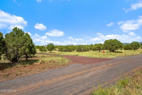 87 N3625 -- #-, Vernon, AZ 85940