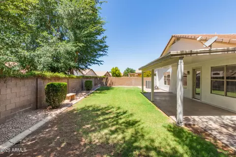 Exterior - 2281 E Saratoga St, Gilbert, AZ 85296 photo 8 of 8