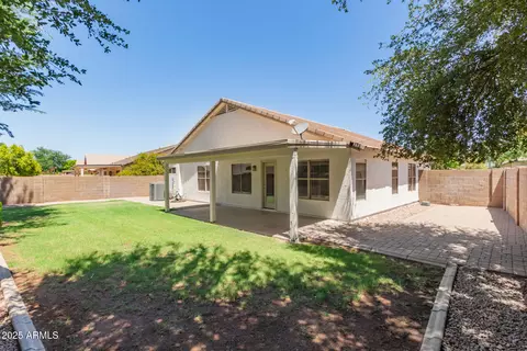 Exterior - 2281 E Saratoga St, Gilbert, AZ 85296 photo 7 of 8