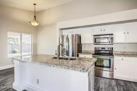 Kitchen - 2281 E Saratoga St, Gilbert, AZ 85296 photo 1 of 2