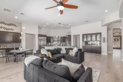 8725 E Menlo Cir, Mesa, AZ 85207 photo 12