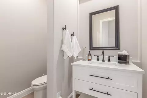 8725 E Menlo Cir, Mesa, AZ 85207 photo 18